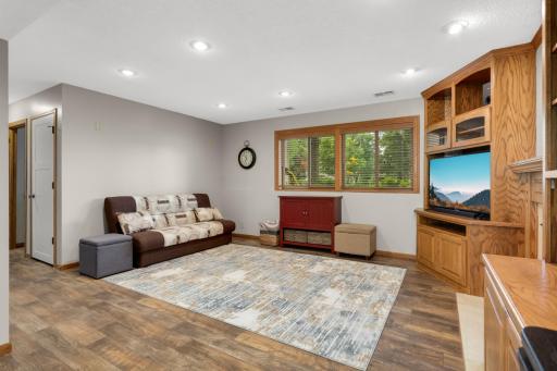 9282 W 125th Street, Savage, MN 55378