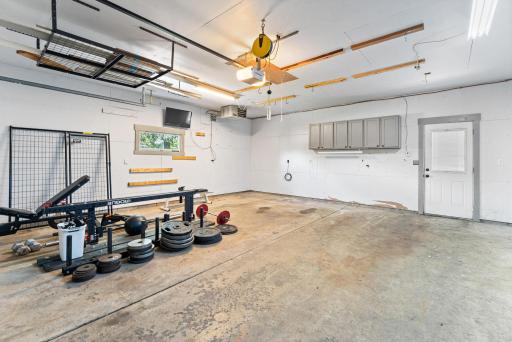 16221 Creekwood Circle, Prior Lake, MN 55372