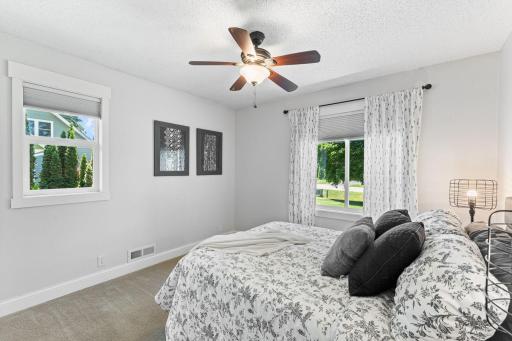 16221 Creekwood Circle, Prior Lake, MN 55372