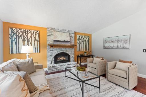 16221 Creekwood Circle, Prior Lake, MN 55372