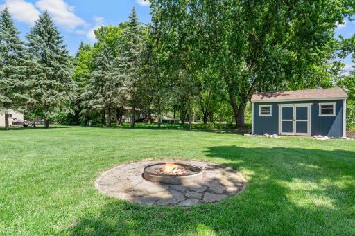 16221 Creekwood Circle, Prior Lake, MN 55372