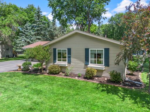 16221 Creekwood Circle, Prior Lake, MN 55372