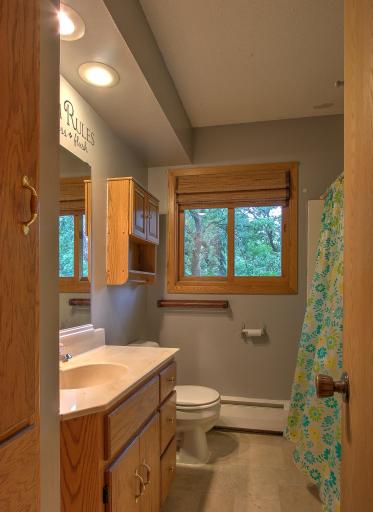 2605 Main Street S, Cambridge, MN 55008
