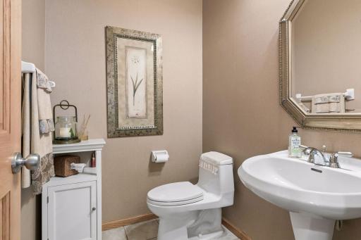12213 Kenyon Court Northeast - Spacecrafting - 0031.jpg