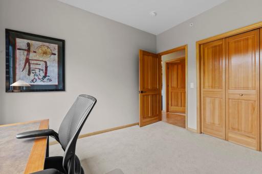43-web-or-mls-11460 Fairfield Rd 103-150.jpg
