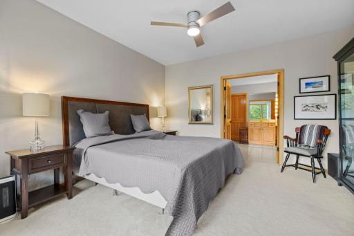 51-web-or-mls-11460 Fairfield Rd 103-190.jpg