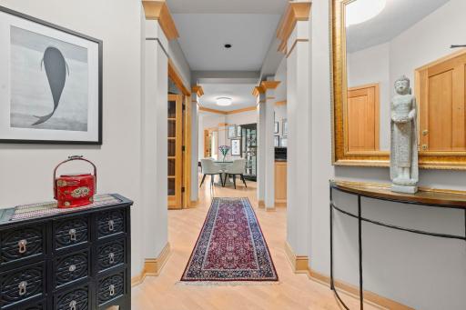 11460 Fairfield Road W, 103, Minnetonka, MN 55305