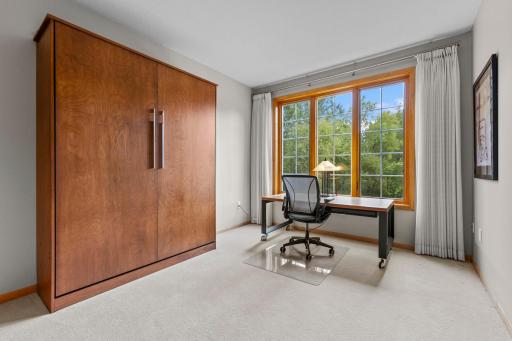 11460 Fairfield Road W, 103, Minnetonka, MN 55305