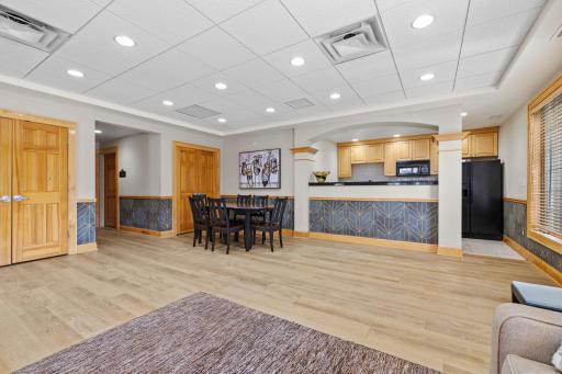 11460 Fairfield Road W, 103, Minnetonka, MN 55305