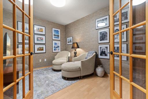 11460 Fairfield Road W, 103, Minnetonka, MN 55305