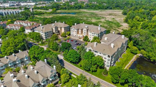 78-web-or-mls-11460 Fairfield Rd 103-355.jpg