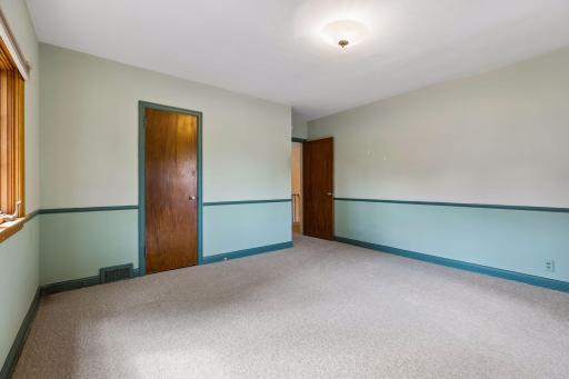 5522 Edgewater Boulevard, Minneapolis, MN 55417