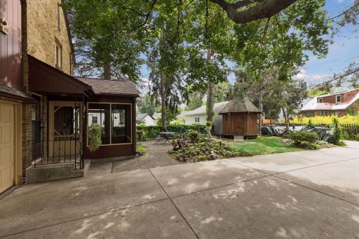 5522 Edgewater Boulevard, Minneapolis, MN 55417