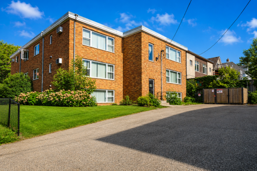 1500 10th Avenue S, Minneapolis, MN 55404