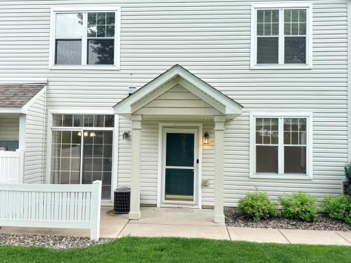 682 Princeton Avenue, Shakopee, MN 55379