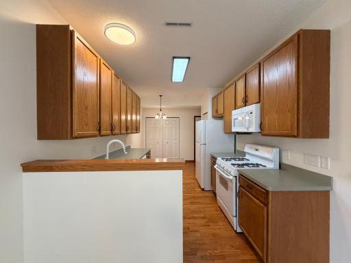 682 Princeton Avenue, Shakopee, MN 55379