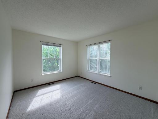 682 Princeton Avenue, Shakopee, MN 55379
