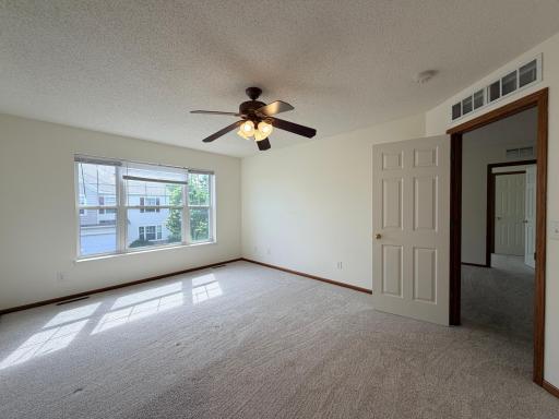682 Princeton Avenue, Shakopee, MN 55379