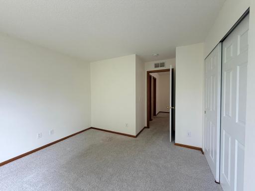 682 Princeton Avenue, Shakopee, MN 55379