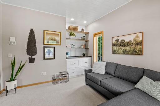 9541 176th Court W, Lakeville, MN 55044