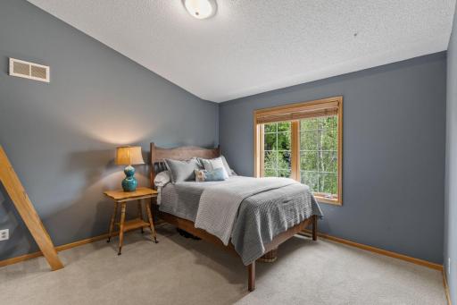 9541 176th Court W, Lakeville, MN 55044
