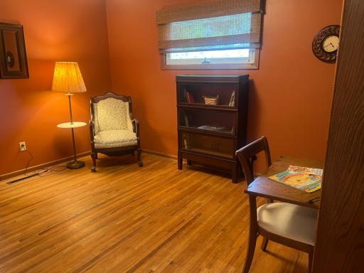 Office/bedrm on main level - hardwood floor