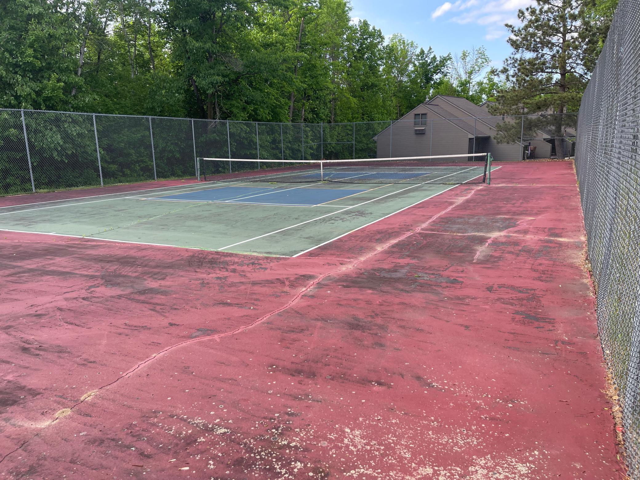 Tennis court