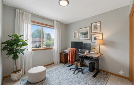 6007 Nathan Blvd, Rockford, MN 55373