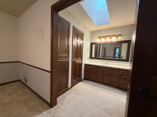 11905 26th Avenue N, Plymouth, MN 55441