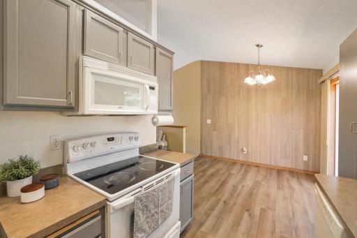 7010 Jorgensen Ln S - MLS Sized - 010 - 10 Kitchen.jpg