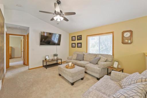 7010 Jorgensen Ln S - MLS Sized - 015 - 15 Family Room.jpg