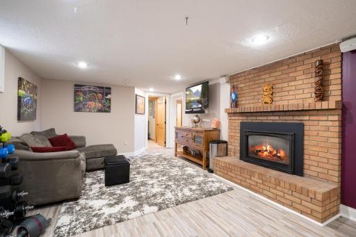 1400 Maryland Avenue S, Minneapolis, MN 55426