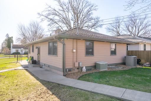 1400 Maryland Avenue S, Minneapolis, MN 55426
