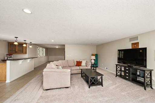 1110 105th Street W, Inver Grove Heights, MN 55077