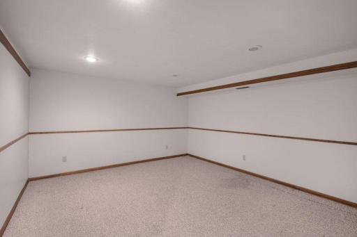 14826 95th Place N, Osseo, MN 55369