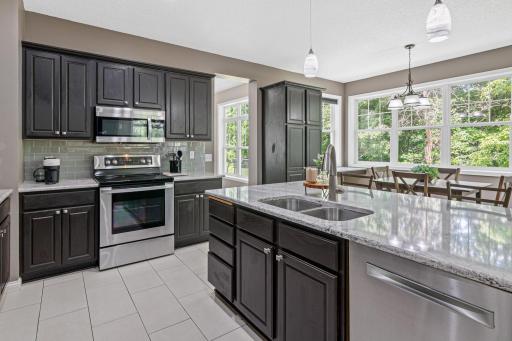 15161 64th Avenue N, Maple Grove, MN 55311