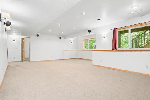 15161 64th Avenue N, Maple Grove, MN 55311