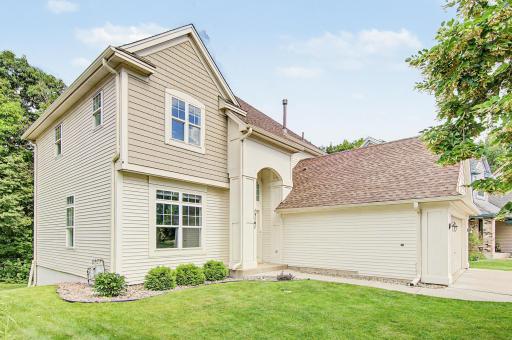 15161 64th Avenue N, Maple Grove, MN 55311