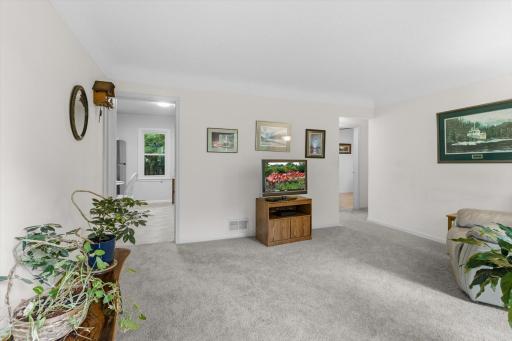 2469 Woodale Drive, Saint Paul, MN 55112