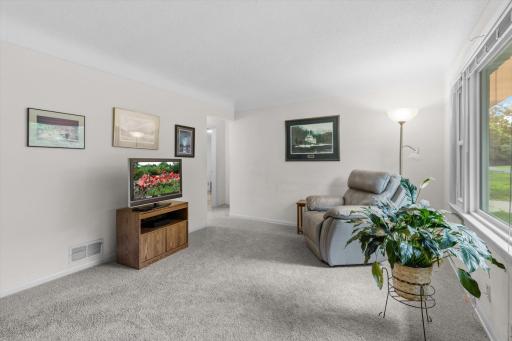 2469 Woodale Drive, Saint Paul, MN 55112