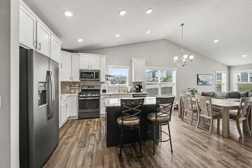 1321 Chestnut Circle, Carver, MN 55315