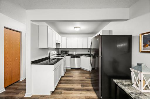 A light-filled kitchen designed for easy living.