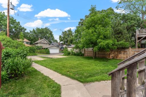 1673 Van Buren Avenue, Saint Paul, MN 55104