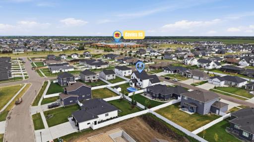 2651 Golden Lane S, Fargo, ND 58104