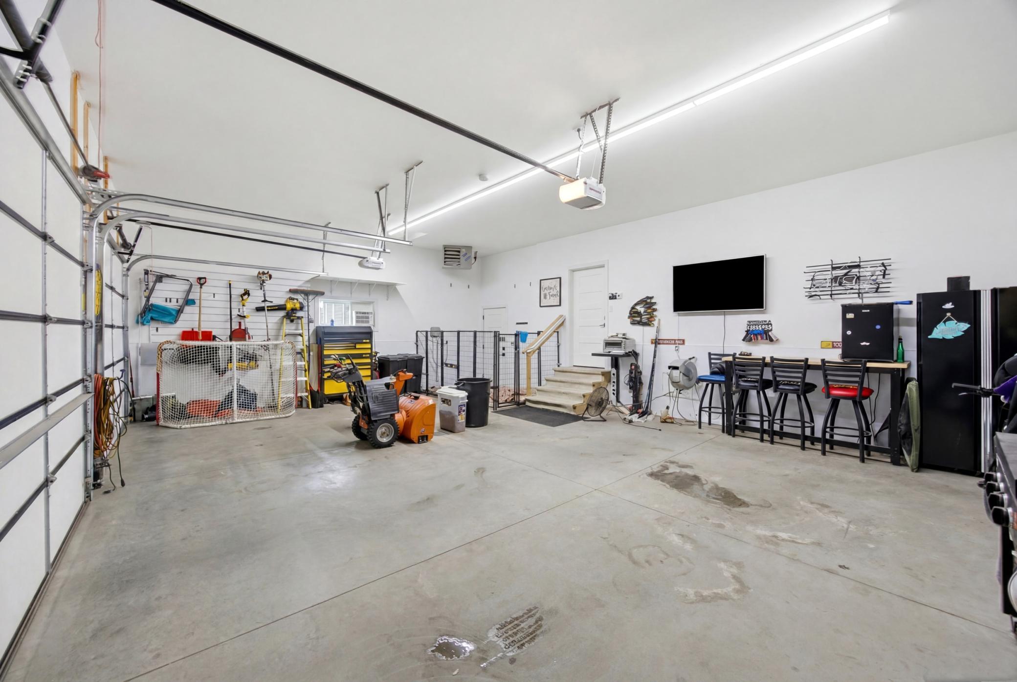 Garage Interior- Heated, Floor Drain