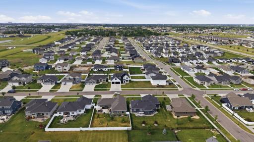 2651 Golden Lane S, Fargo, ND 58104