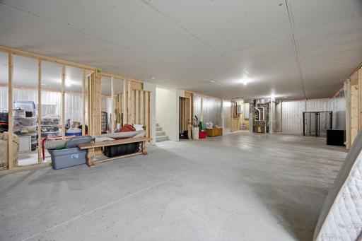 2651 Golden Lane S, Fargo, ND 58104