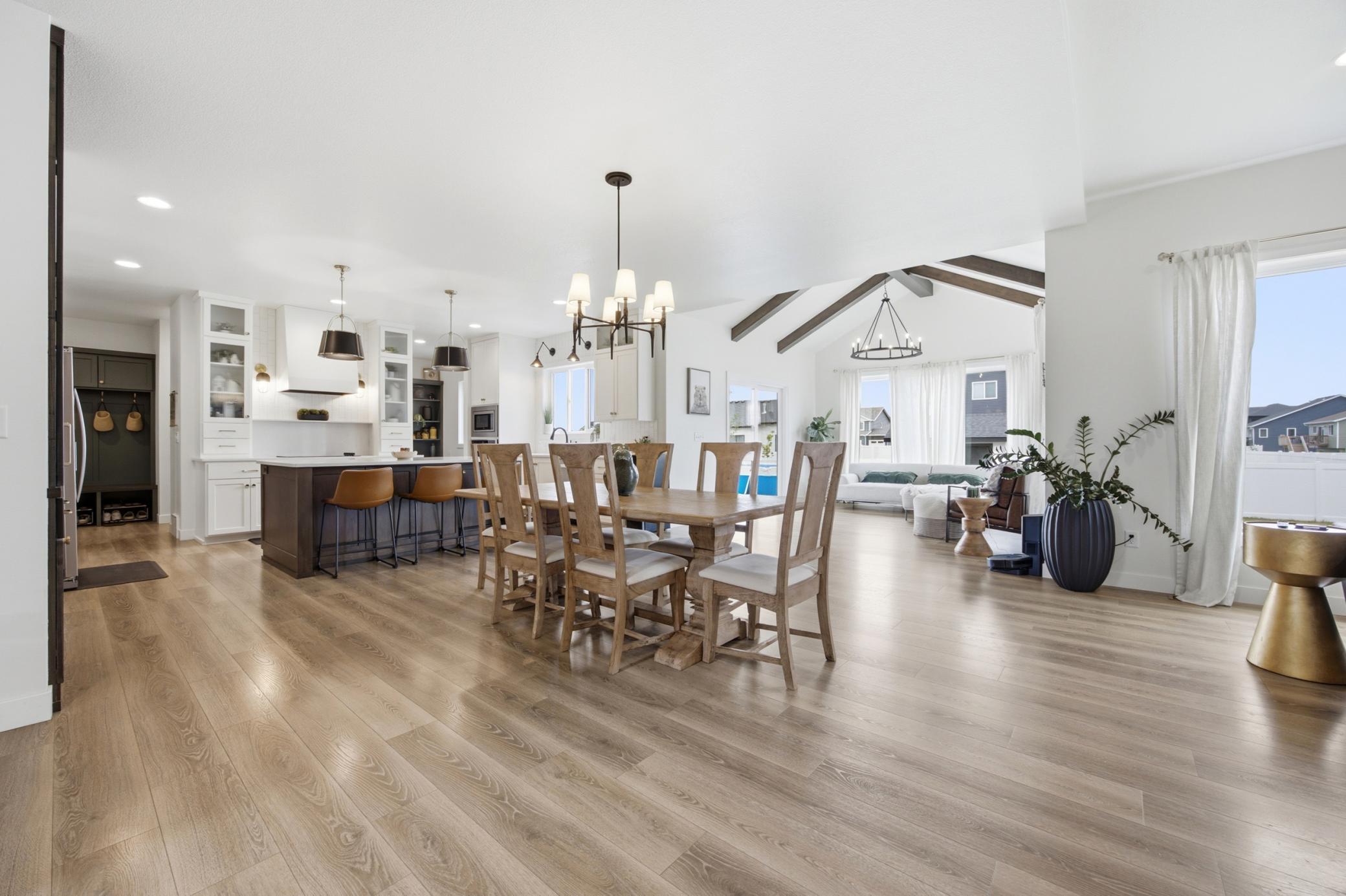 Dining Room- Open-Concept Floor Plan