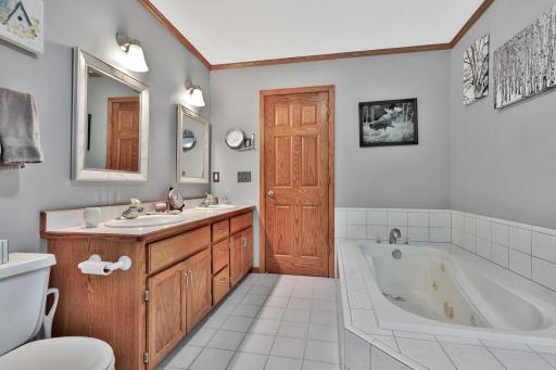 31066 Cedar Ridge Drive, Lindstrom, MN 55045