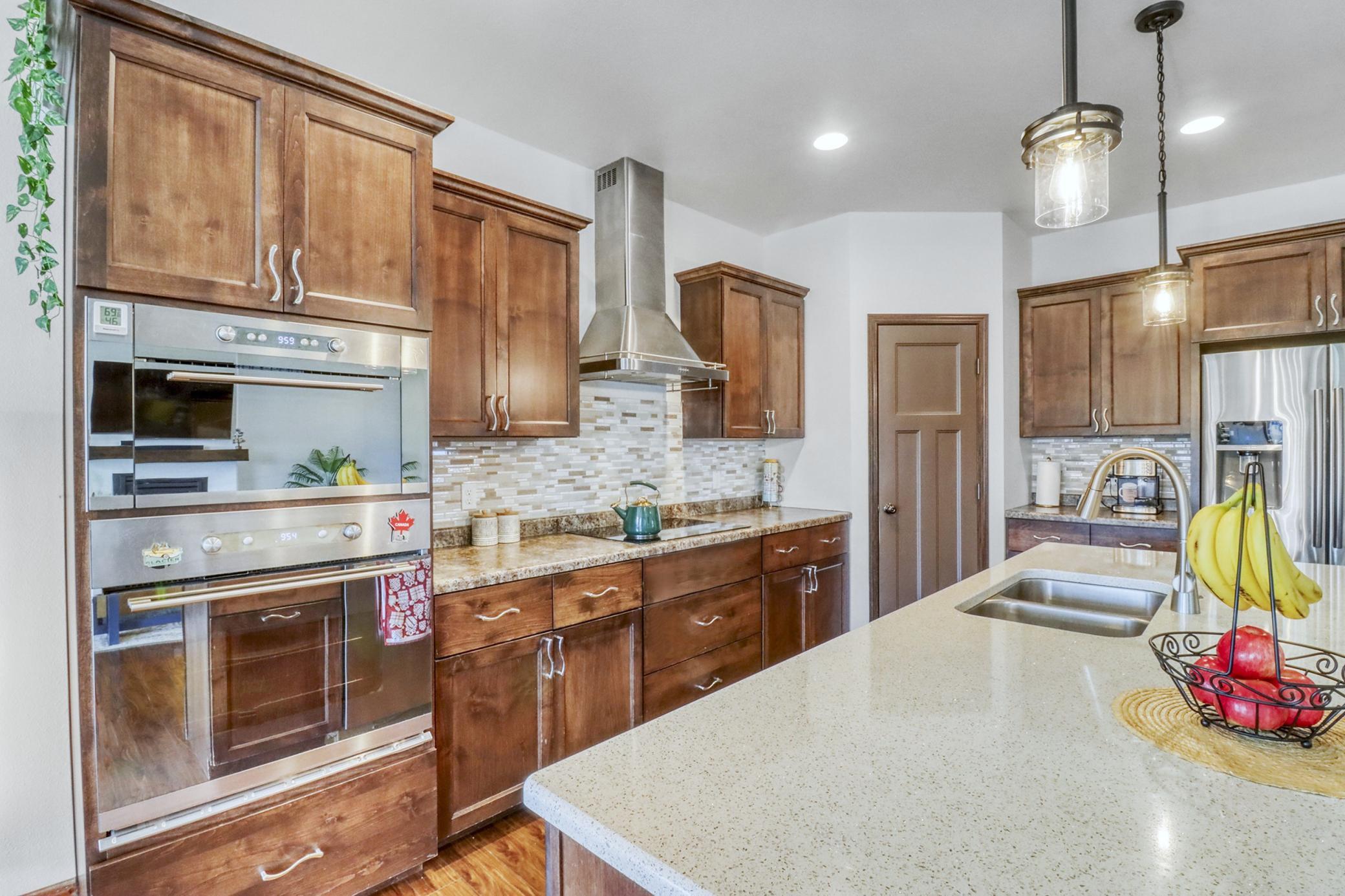 Kitchen1_4-3264.JPG